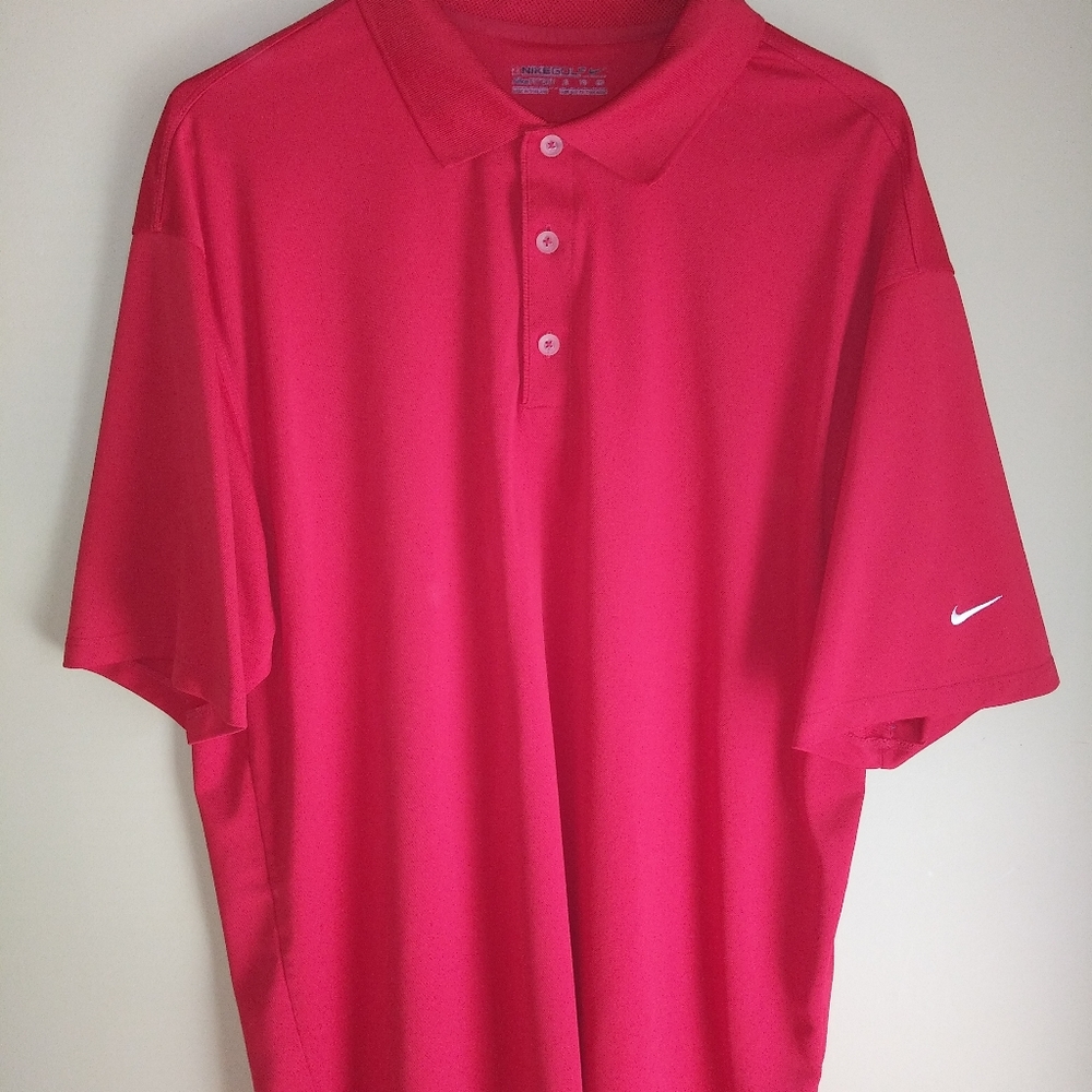 Men's Nike Golf Shirt. FREE SHIPPING!